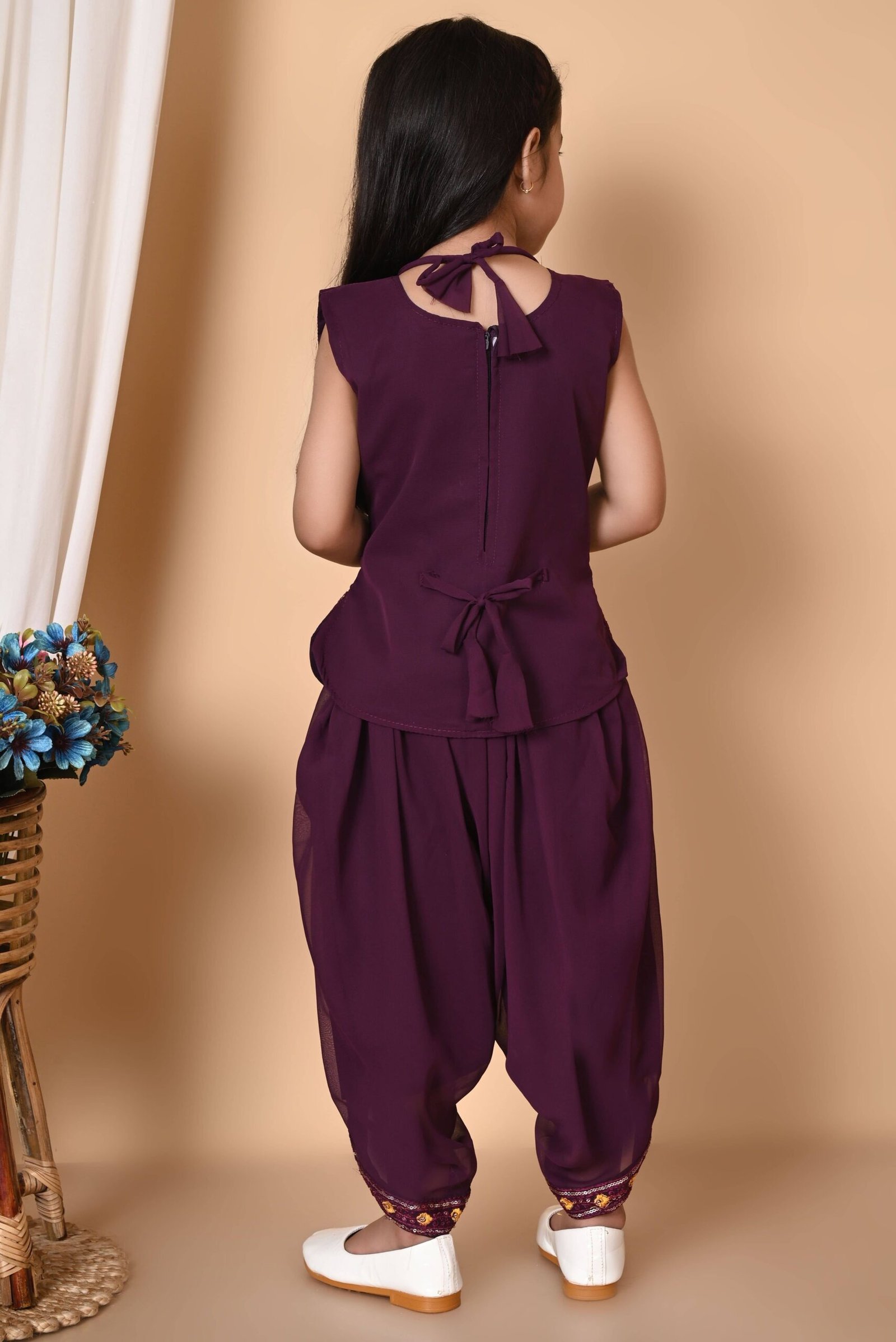 Girls Georgette Straight Kurti ( Pack of 1 , Purple ) - Image 2
