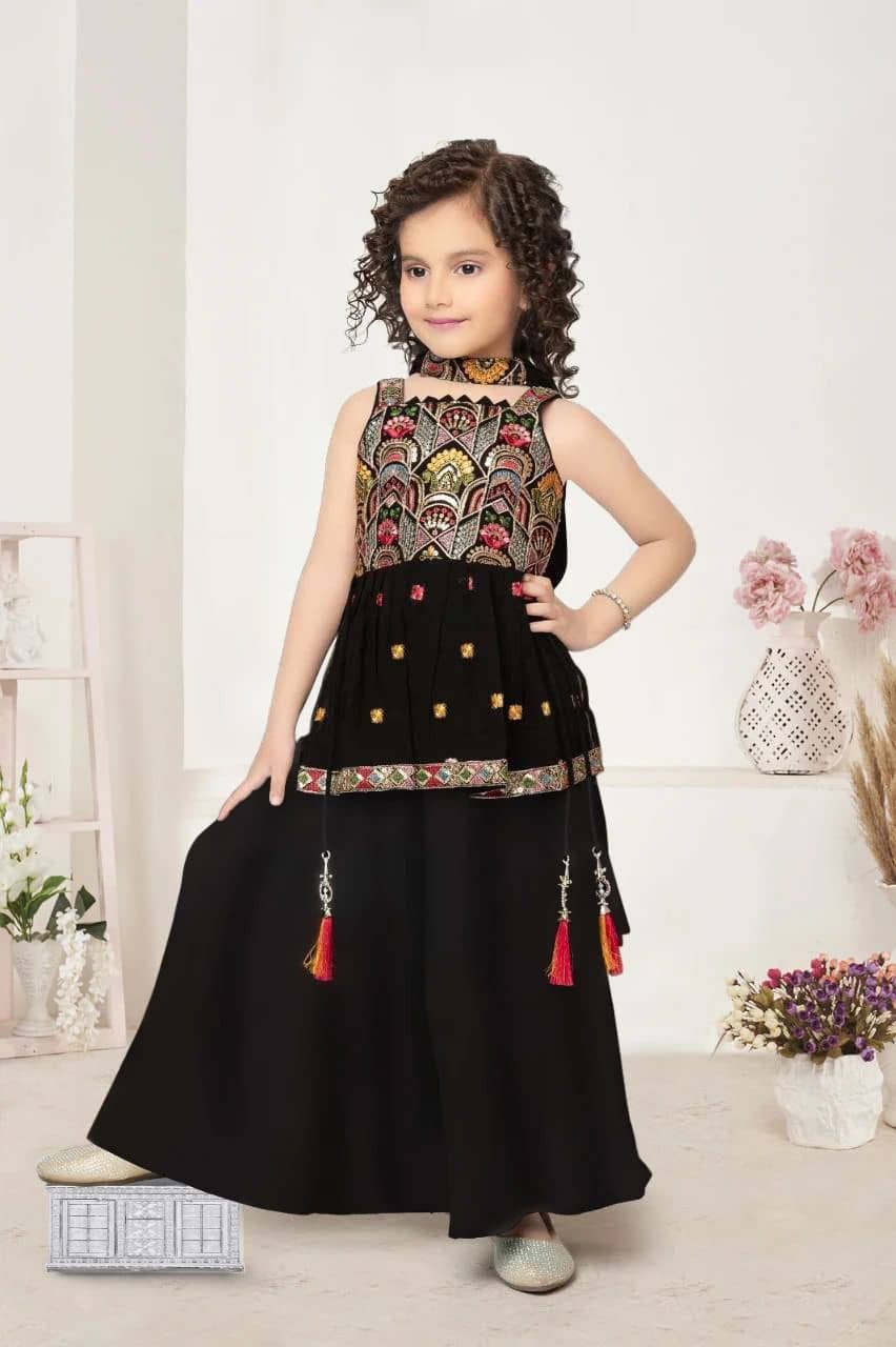 Enterprise Girls Georgette Kurti with Palazzo ( Pack of 1 , Black )
