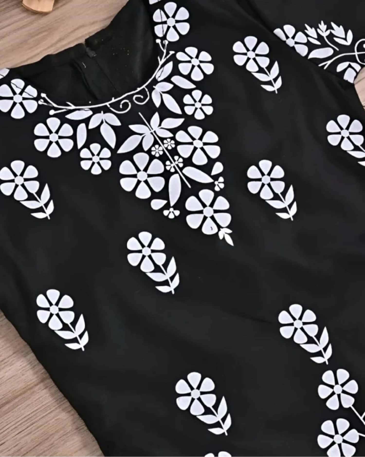 Mullick the designer Girls Rayon T-shirt & Pants Set ( Black , Pack of 1 ) - Image 3