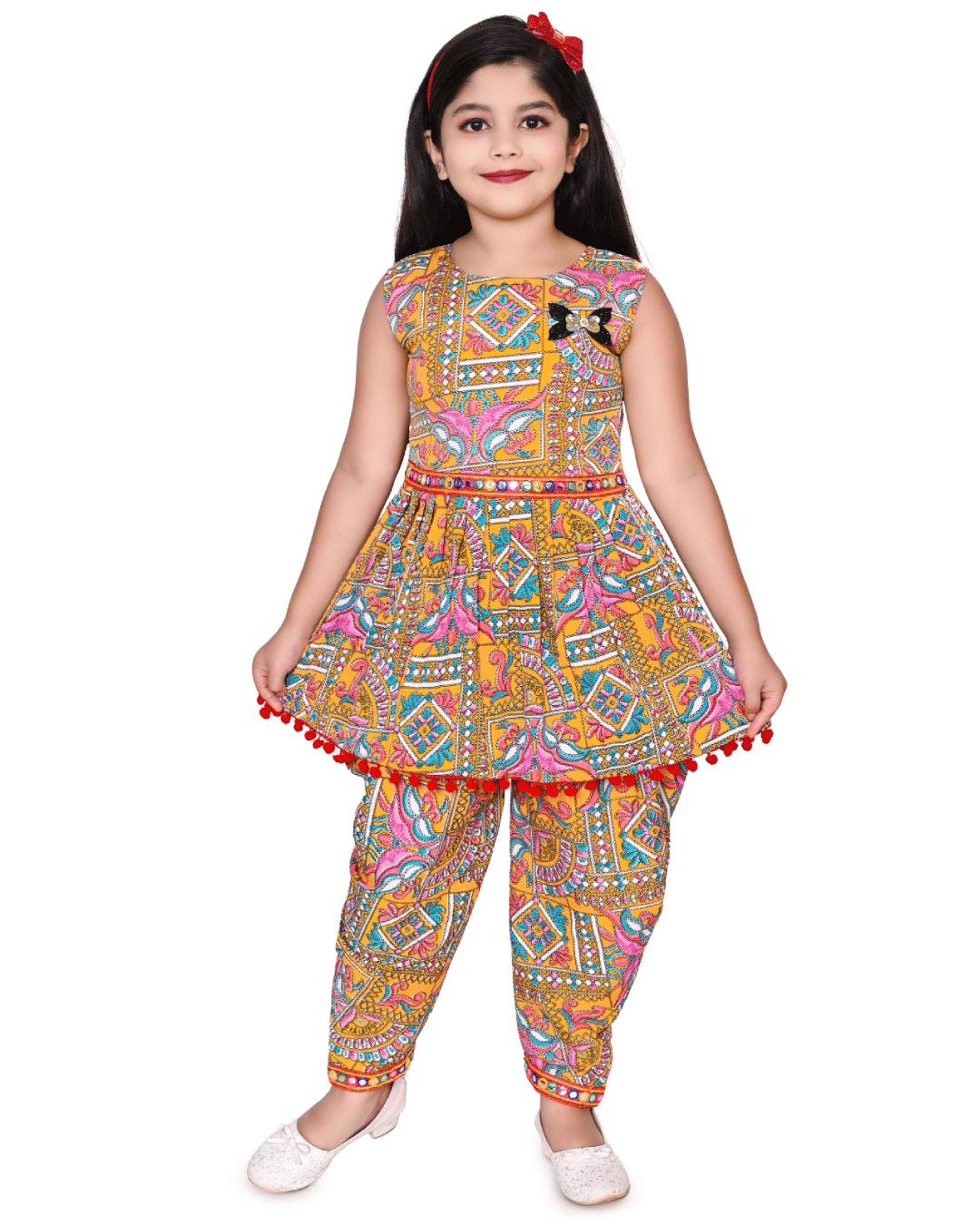 Girls Cotton Blend Kurti with Dhoti ( Pack of 1 , Yellow )