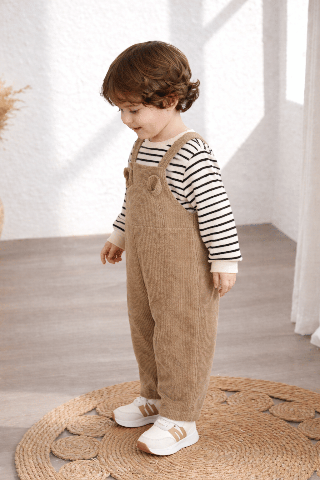 Ninas Boys Cotton Blend T-Shirt & Dungarees Set ( Beige , Pack of 1 ) - Image 3