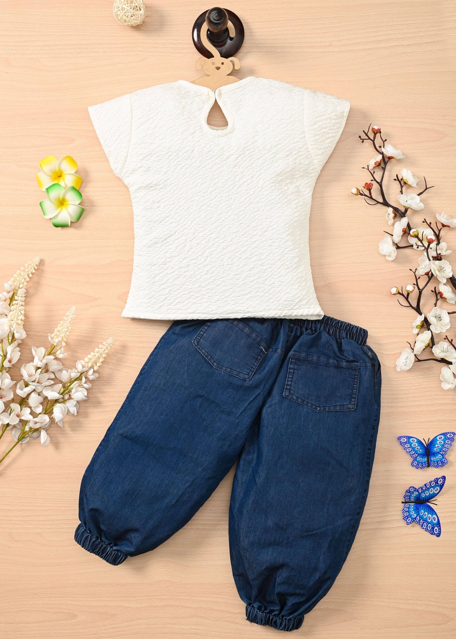 Pack of 1 Girls Denim T-shirt & Jeans ( White ) - Image 2