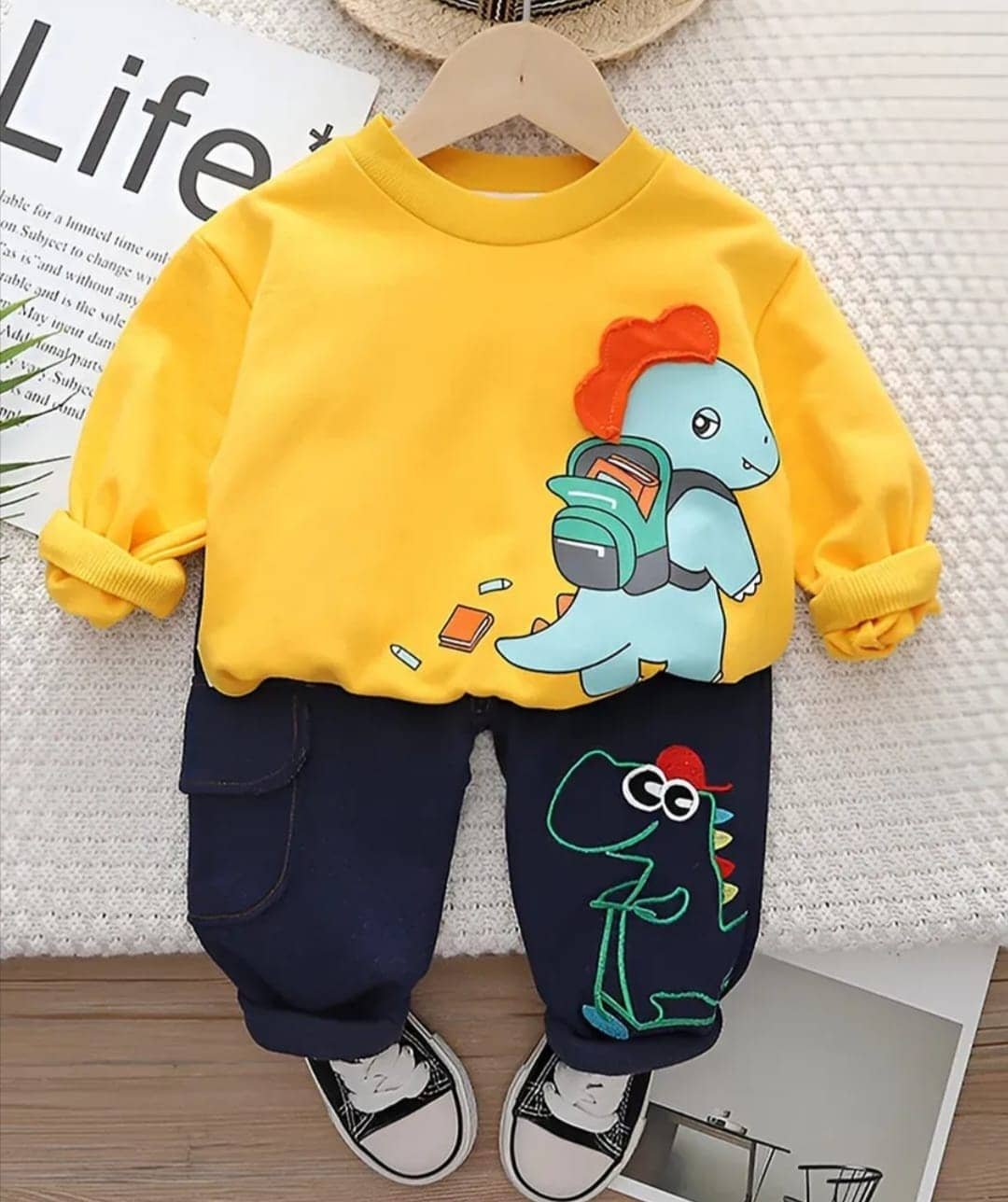 Pack of 1 Unisex Cotton Blend T-Shirt & Trackpants Set ( Yellow )