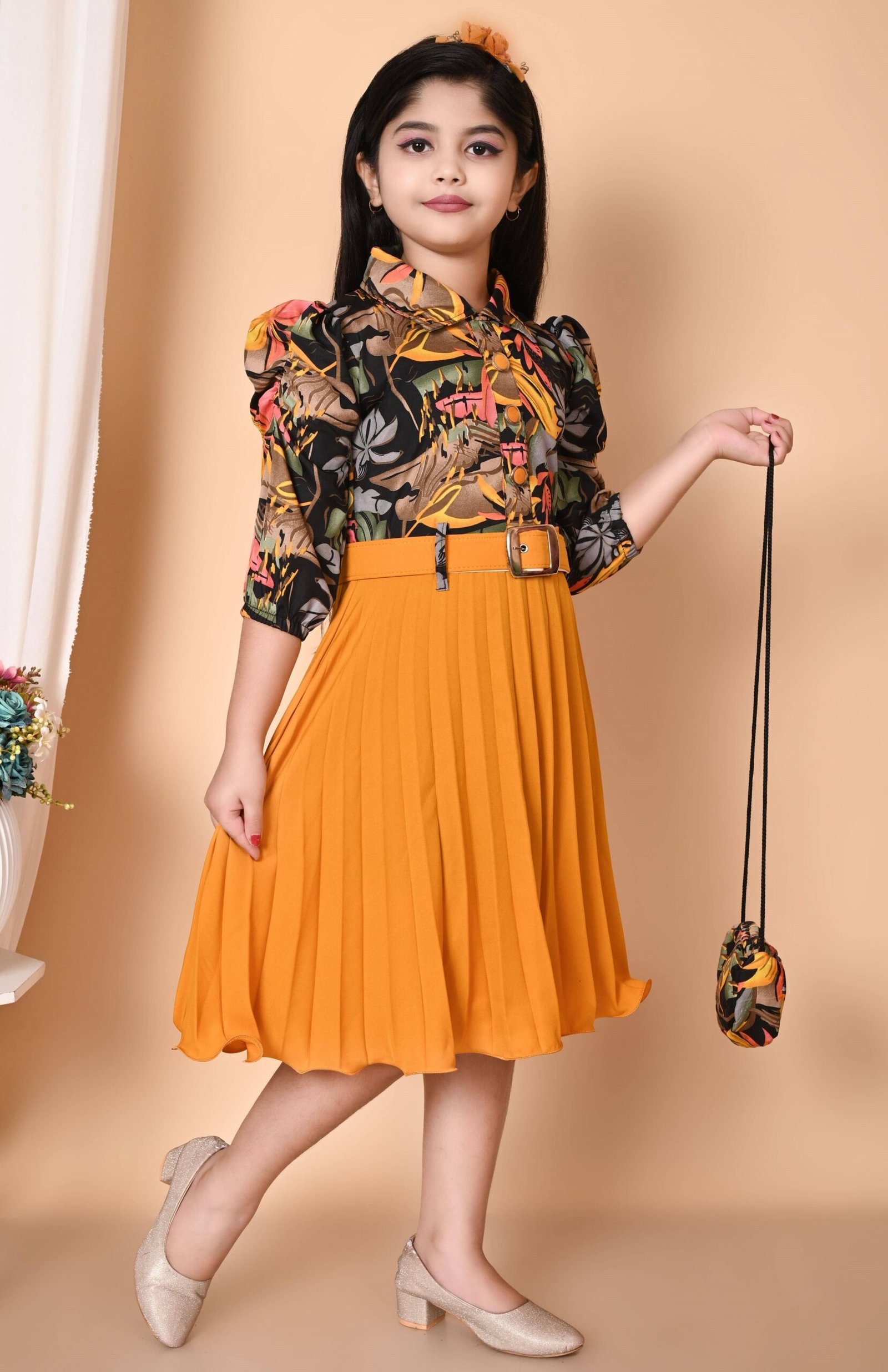 Zenat Cotton Blend Frock For Girls ( Pack of 1 , Yellow ) - Image 4