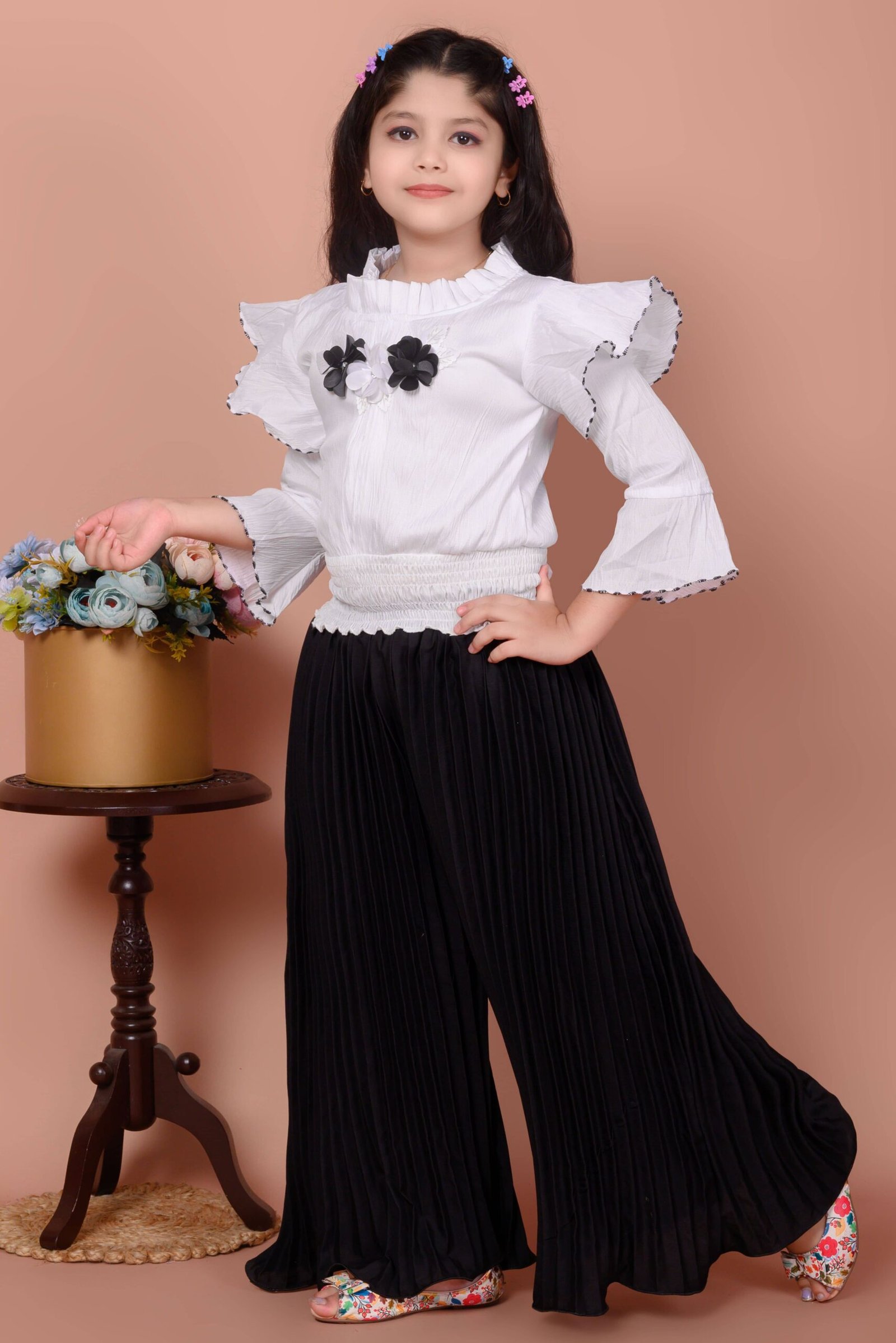 Zenat Pack of 1 Girls Georgette T-shirt & Pyjama ( Black ) - Image 3
