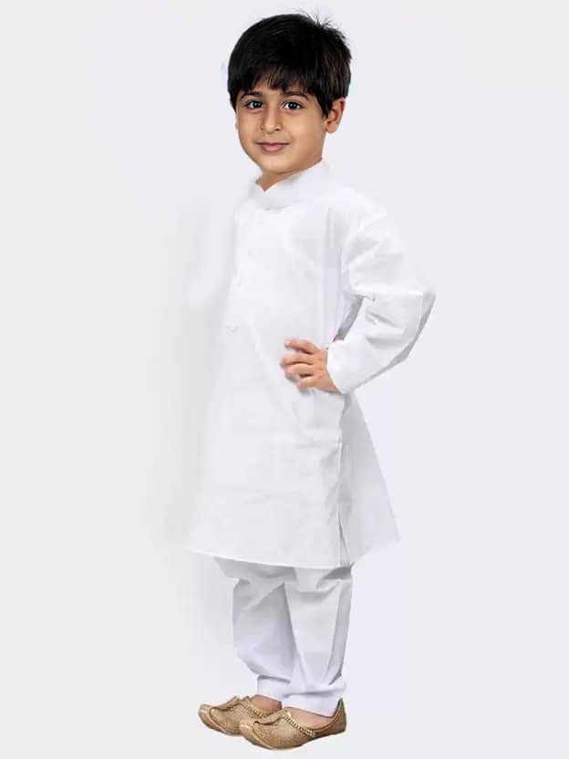hrr Baby Boys Cotton Blend Solid - Pattern Kurta Pyjama Set ( White , Pack of 1 ) - Image 3